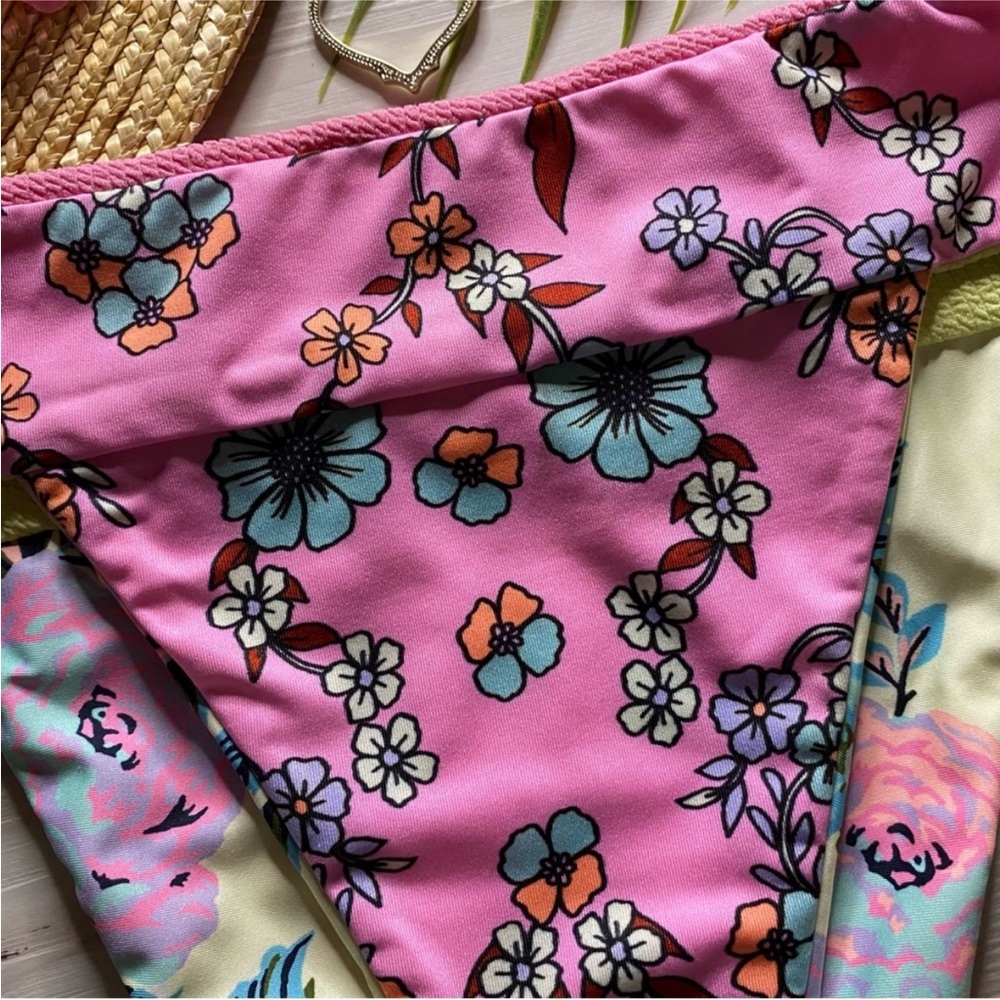 MAAJI 💫 Healing Heart High Waist Bikini Bottom - Picture 10 of 12